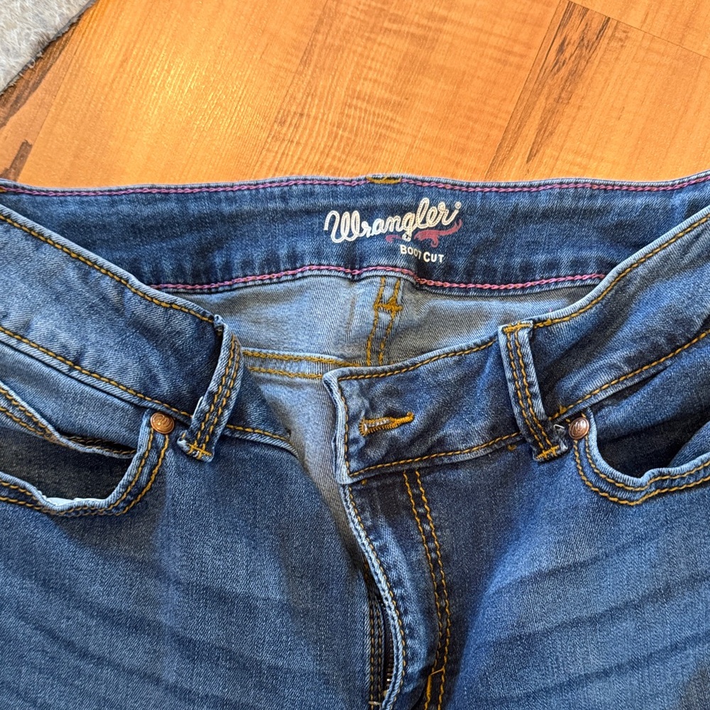 Wrangler Women's Indigo Boot Cut Jeans - Picture 2 of 5